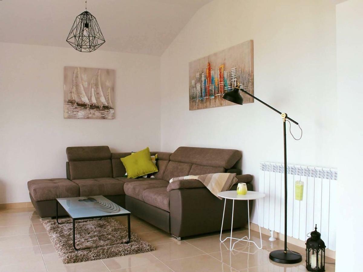 Apartman Ruza 2 Opric ภายนอก รูปภาพ