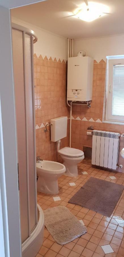 Apartman Ruza 2 Opric ภายนอก รูปภาพ