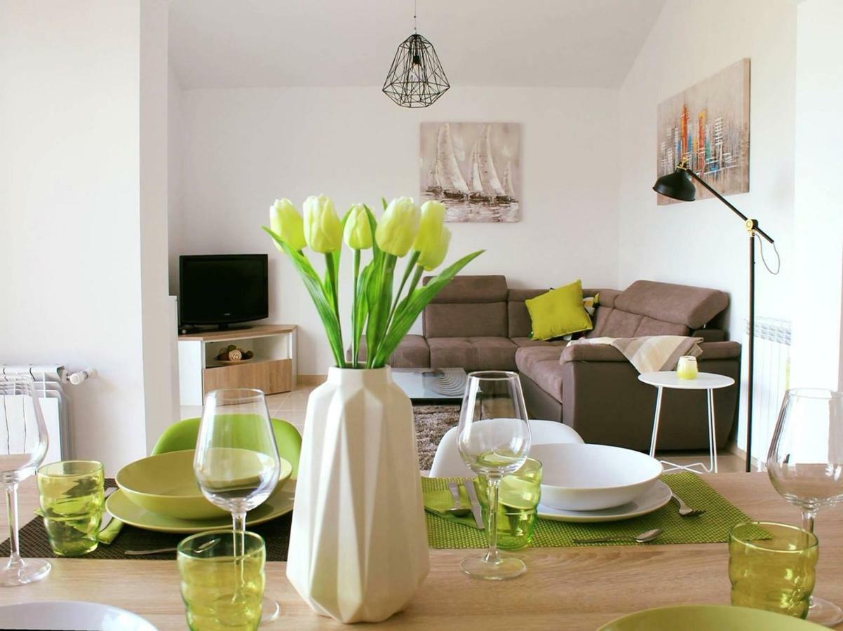 Apartman Ruza 2 Opric ภายนอก รูปภาพ