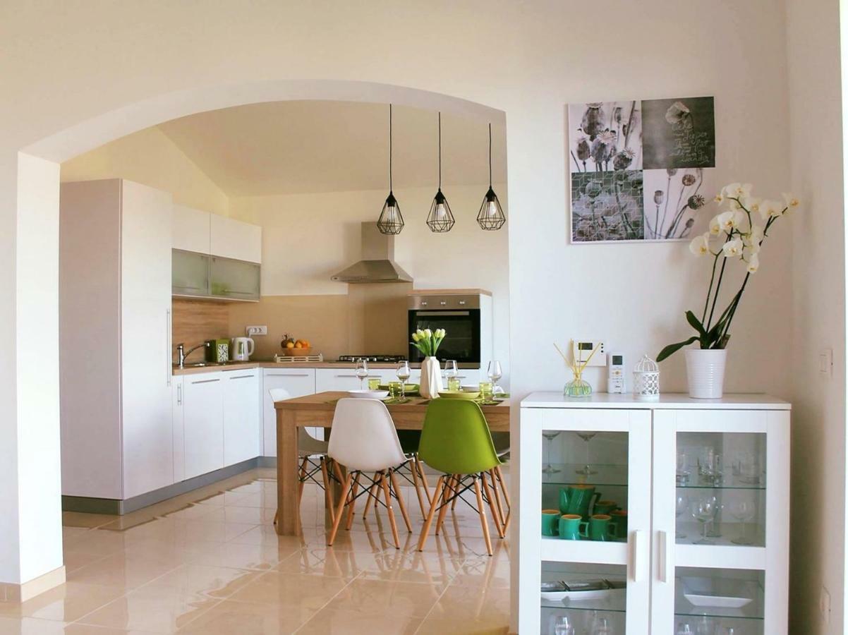 Apartman Ruza 2 Opric ภายนอก รูปภาพ